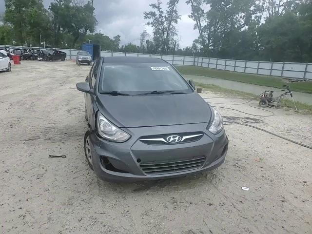 Hyundai Accent 2013