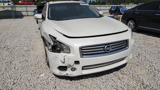 Nissan Maxima 2012