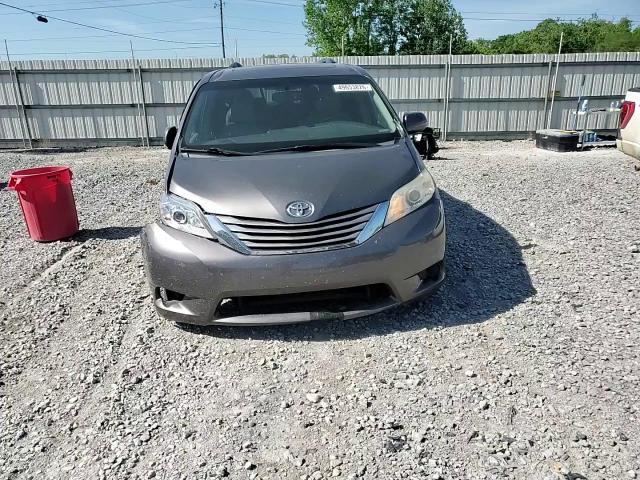 Toyota Sienna 2015