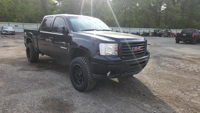 GMC Sierra 2011