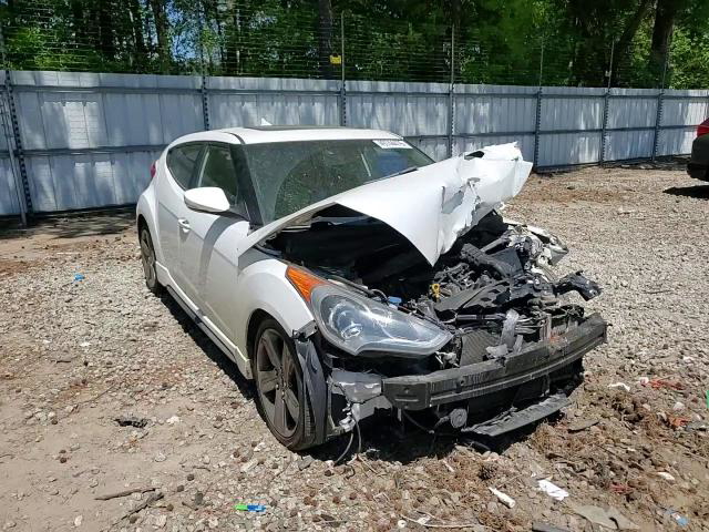 Hyundai Veloster 2013