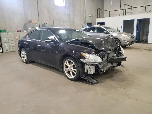 Nissan Maxima 2013