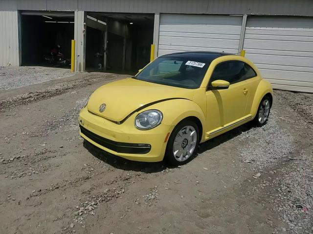 Volkswagen Beetle 2013