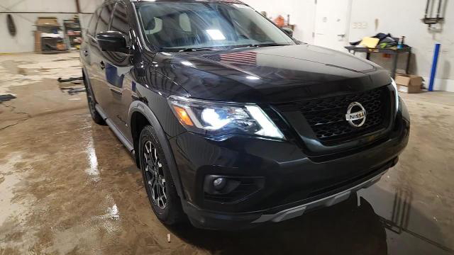 Nissan Pathfinder 2019
