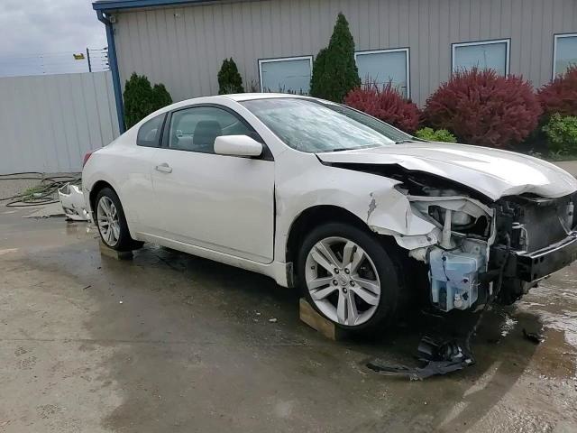 Nissan Altima 2012