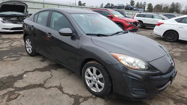 Mazda 3 2011