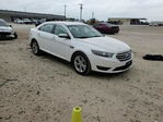 Ford Taurus 2015