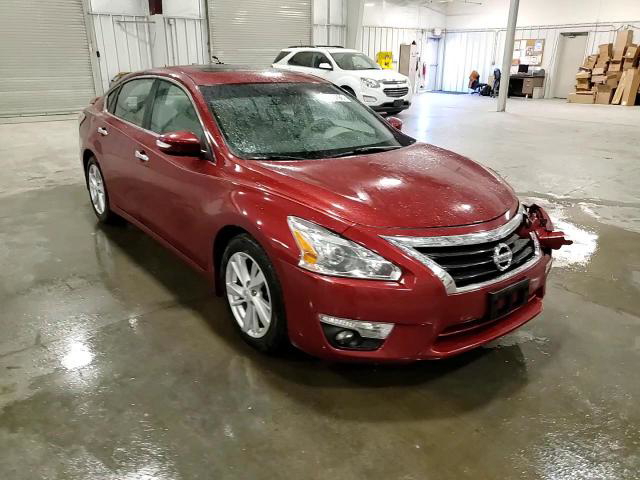 Nissan Altima 2014