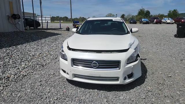 Nissan Maxima 2013