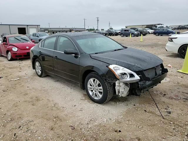 Nissan Altima 2010