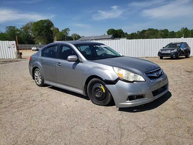 Subaru Legacy 2011