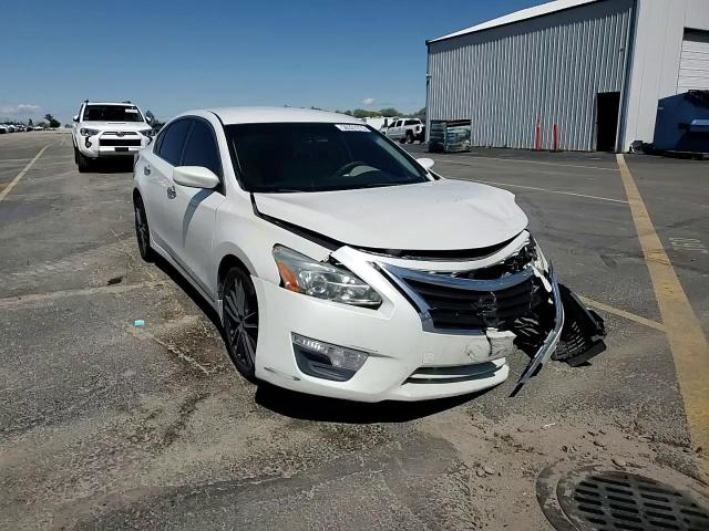 Nissan Altima 2014