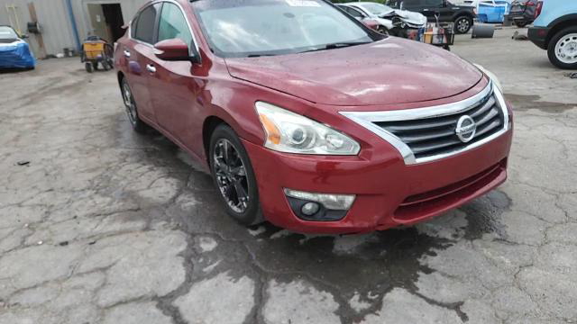 Nissan Altima 2014