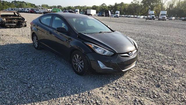 Hyundai Elantra 2016