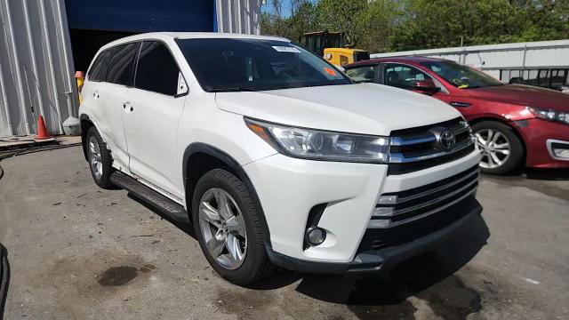 Toyota Highlander 2017