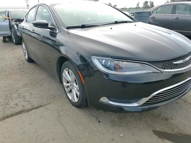 Chrysler 200 2015