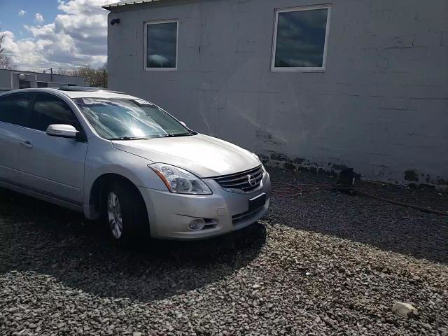 Nissan Altima 2012