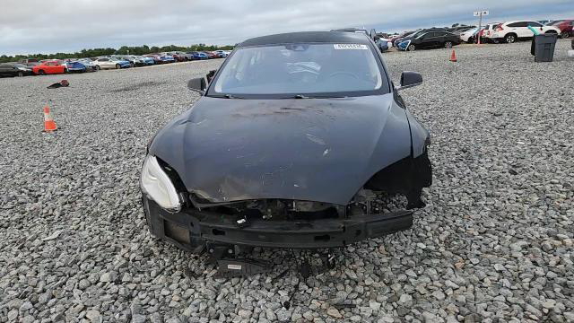 Tesla Model S 2015