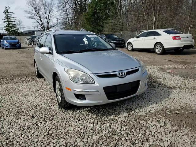 Hyundai Elantra 2011