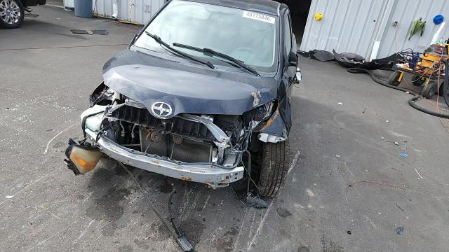 Scion xD 2008