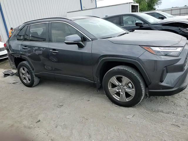 Toyota RAV 4 2024