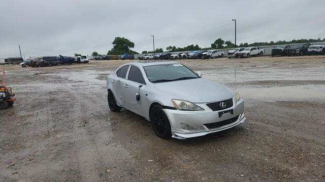 Lexus IS 2006