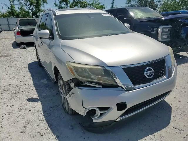 Nissan Pathfinder 2016