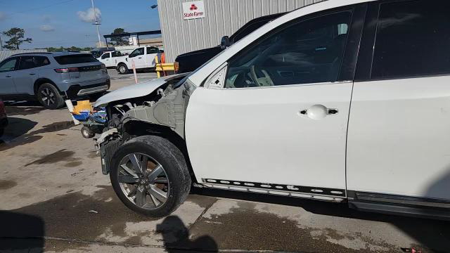 Nissan Pathfinder 2014