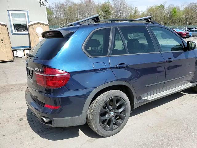 BMW X5 2011