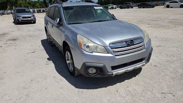 Subaru Outback 2013