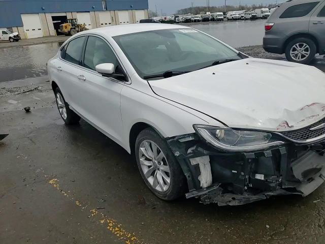 Chrysler 200 2015