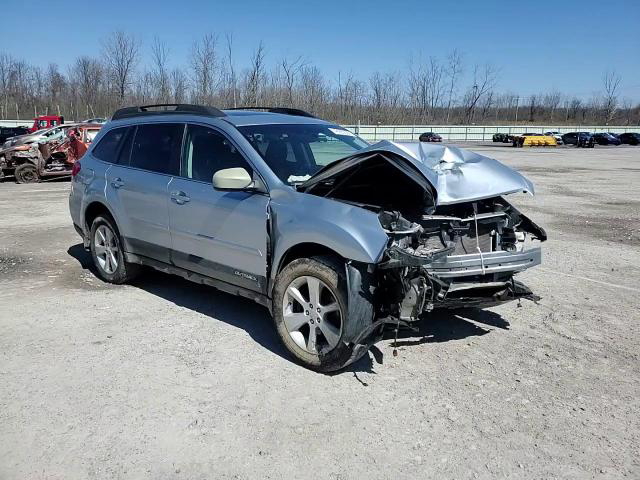 Subaru Outback 2014