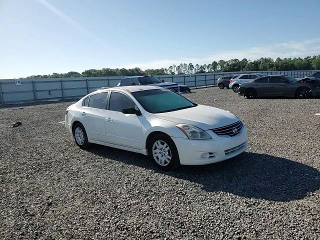 Nissan Altima 2012