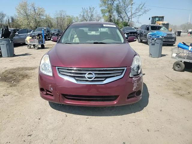 Nissan Altima 2010