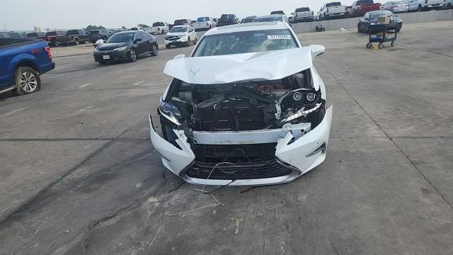 Lexus ES 2017
