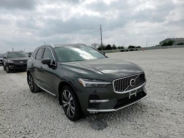 Volvo XC60 2022
