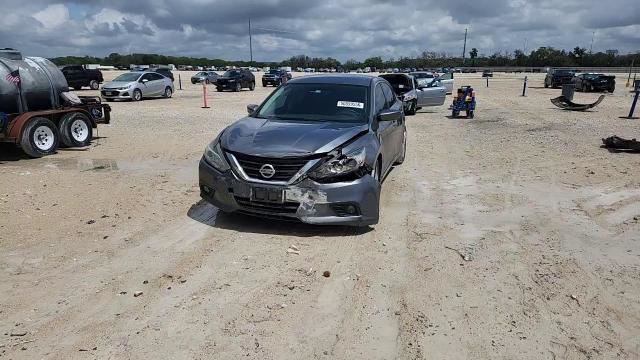 Nissan Altima 2017