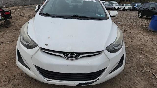 Hyundai Elantra 2016