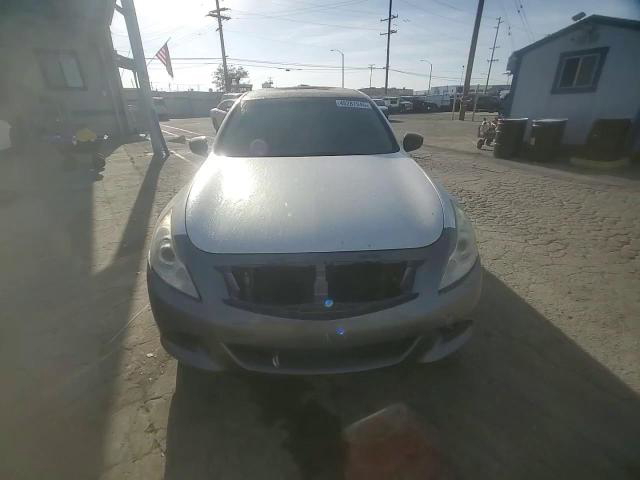 Infiniti G 2012