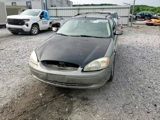 Ford Taurus 2002