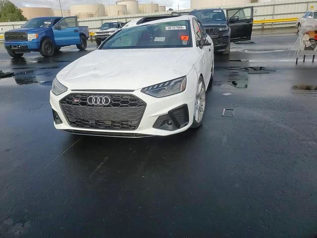 Audi RS4 2021