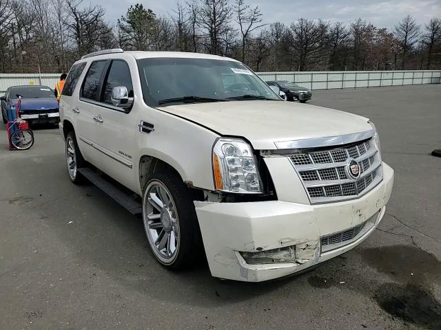 Cadillac Escalade 2011