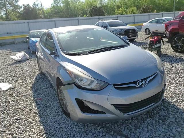 Hyundai Elantra 2016