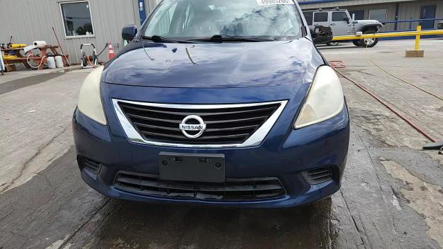Nissan Versa 2012