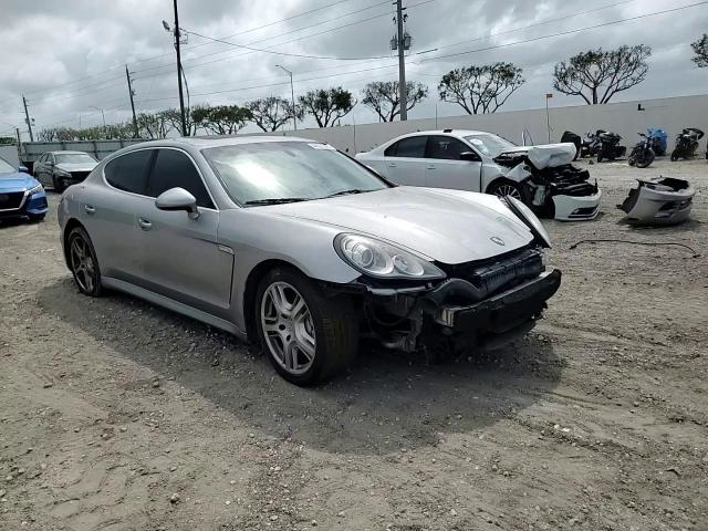 Porsche Panamera 2011