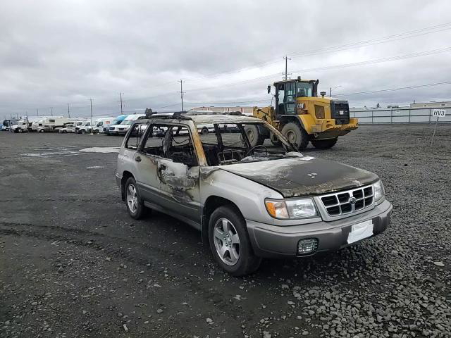 Subaru Forester 2000