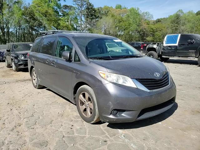Toyota Sienna 2014