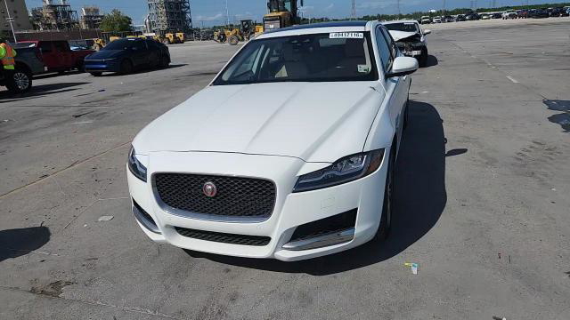 Jaguar XF 2018