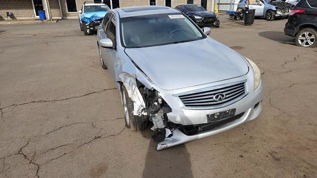 Infiniti G 2010