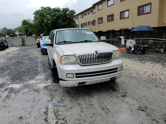 Lincoln Navigator 2005